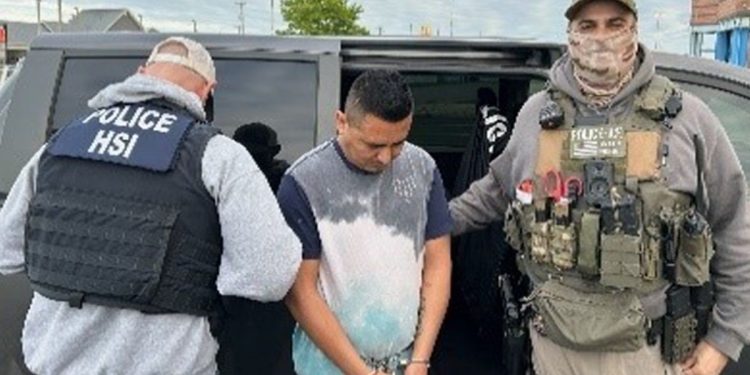 ICE conducts thousands of arrests around the country over Memorial Day weekend