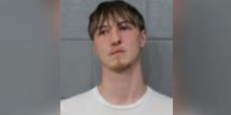 Kansas City Teen Charged After Armed Robbery At Gas Station