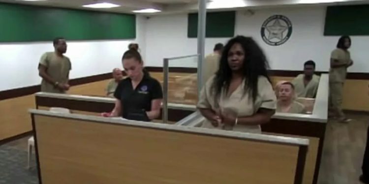 Miami Police Employee Charged With Public Aid Fraud