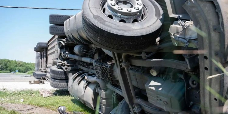 Thief Steals Semi Truck, Fills It With Stolen Cars And Collisions