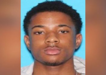 ‘Dangerous fugitive’ at large in Kansas City, police say