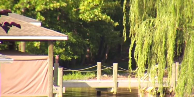 1 Dead And 1 Being Treated After Being Pulled From Smith Mountain Lake