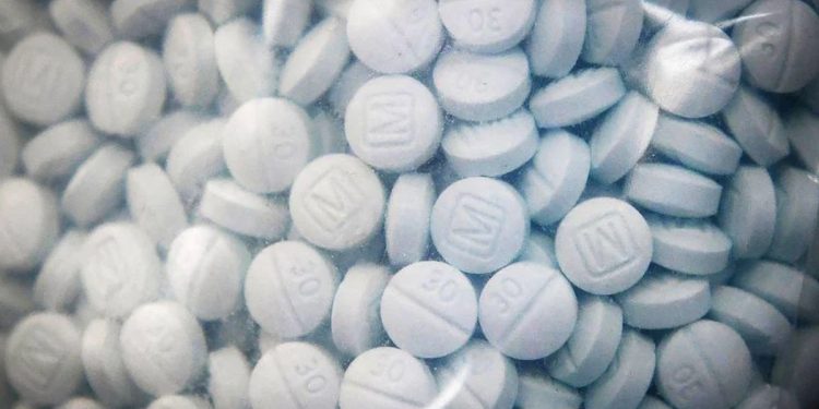 3 Missouri Individuals Were Caught Selling Tablets That Contain Fentanyl To Undercover Cop And Face Decades In Jail