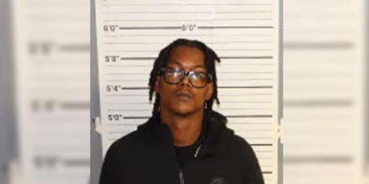 Fedex Employee Accused Of Embezzlement Packages With Jewelry, Gold Bars And Vintage Baseball Cards