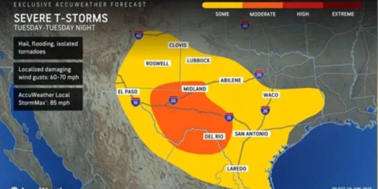 Maps Show States Facing Severe Thunderstorms And Tornadoes This Week