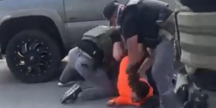 Video Shows Federal Authorities Detain Man In Chicago Suburb