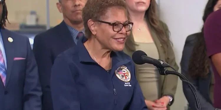 ‘Absolutely Outrageous’: LA Mayor Slams Federal Troop Presence in MacArthur Park